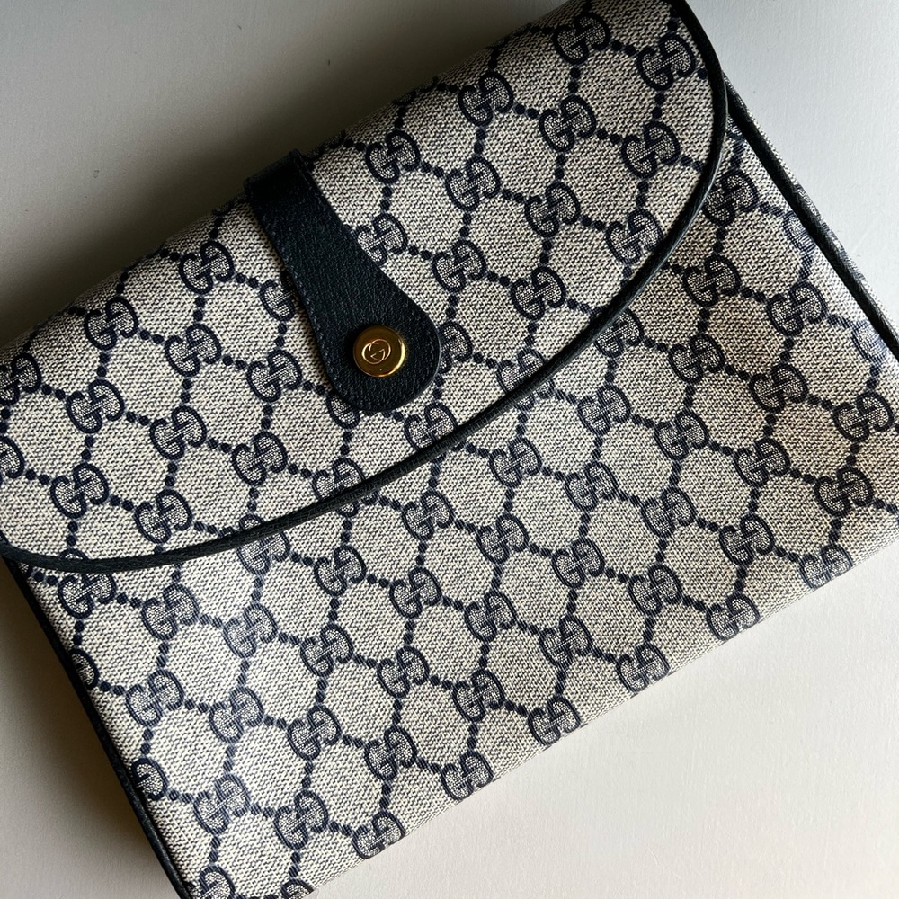 Vintage Navy Gucci Envelope Clutch